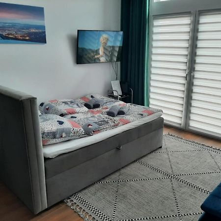 Aparta Lotnisko Βρότσλαβ Εξωτερικό φωτογραφία